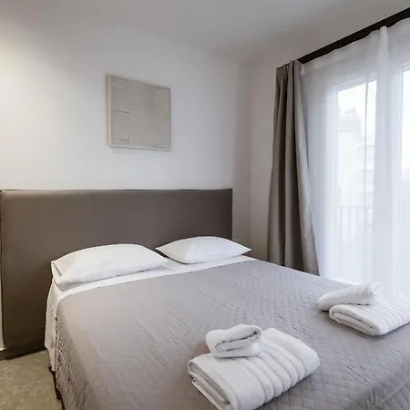Luxury Of Colossus Apartment